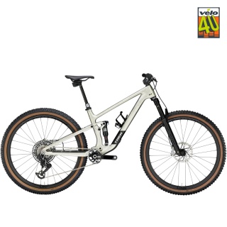 TREK TOP FUEL 9.9 X0 AXS 2025